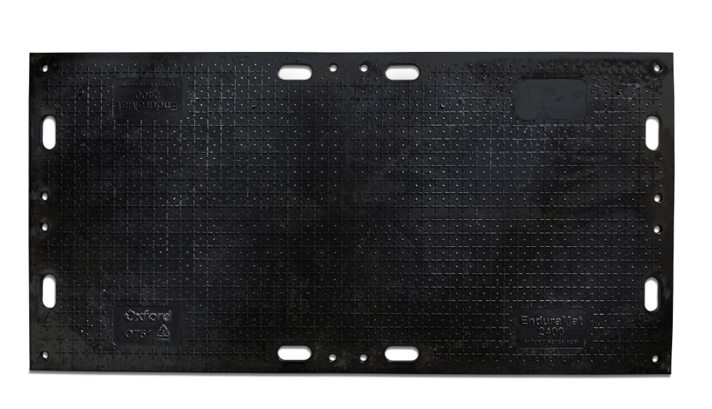 M3 Oxford Plastics July 2022_18991 copy-min (1).png